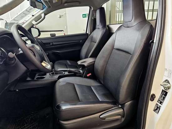 TOYOTA-HILUX-2.8 D-4D TURBO DIESEL CHASSI 4X4 AUTOMÁTICO TOYOTA-HILUX-2026