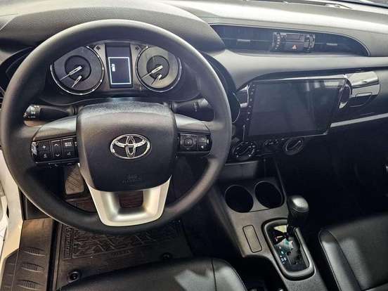 TOYOTA-HILUX-2.8 D-4D TURBO DIESEL CHASSI 4X4 AUTOMÁTICO TOYOTA-HILUX-2026