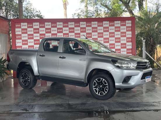 TOYOTA-HILUX-2.8 SR 4X4 CD 16V DIESEL 4P AUTOMÁTICO TOYOTA-HILUX-2019