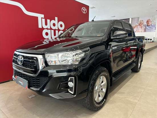 TOYOTA-HILUX-2020