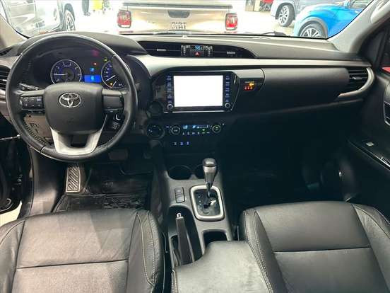 TOYOTA-HILUX-2020