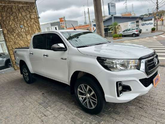 TOYOTA-HILUX-2.8 SRV 4X4 CD 16V DIESEL 4P AUTOMÁTICO TOYOTA-HILUX-2019