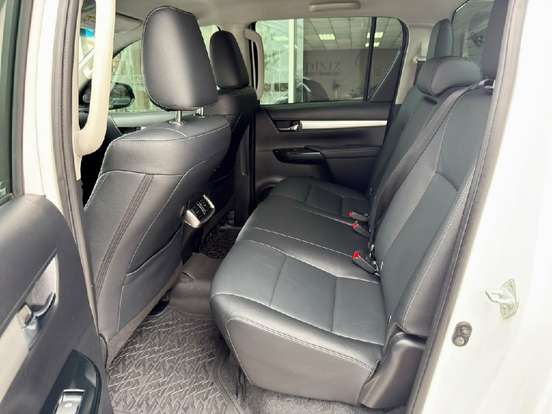 TOYOTA-HILUX-2019