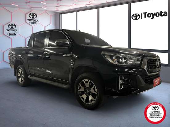 TOYOTA-HILUX-2019