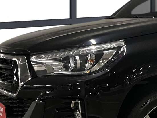 TOYOTA-HILUX-2019
