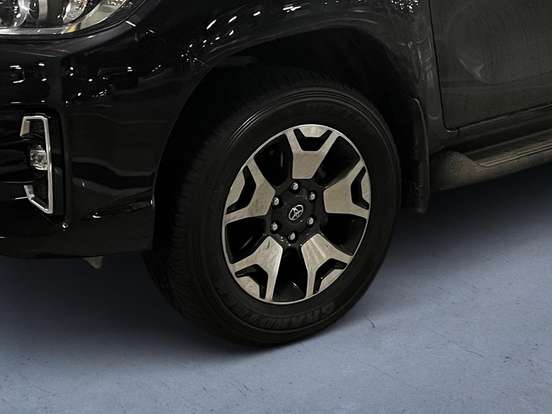 TOYOTA-HILUX-2019