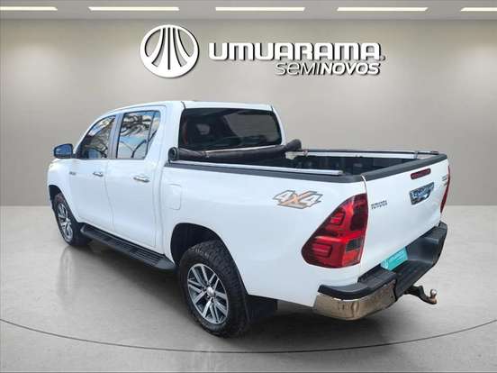 TOYOTA-HILUX-2019