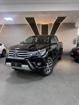 TOYOTA HILUX 2.8 SRX 4X4 CD 16V DIESEL 4P AUTOMÁTICO