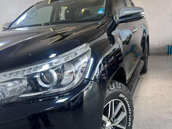 TOYOTA-HILUX-2.8 SRX 4X4 CD 16V DIESEL 4P AUTOMÁTICO TOYOTA-HILUX-2017
