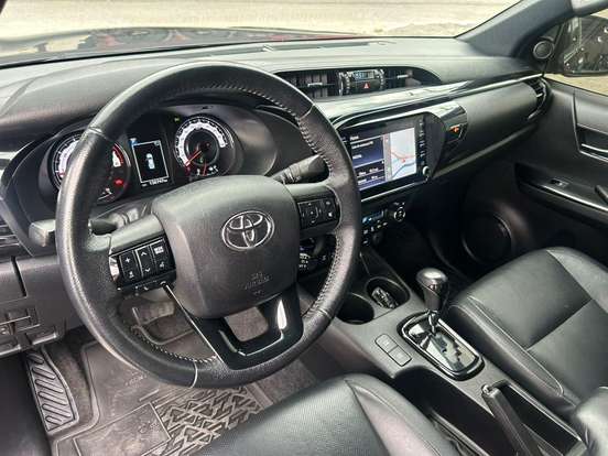 TOYOTA-HILUX-2.8 SRX 4X4 CD 16V DIESEL 4P AUTOMÁTICO TOYOTA-HILUX-2019