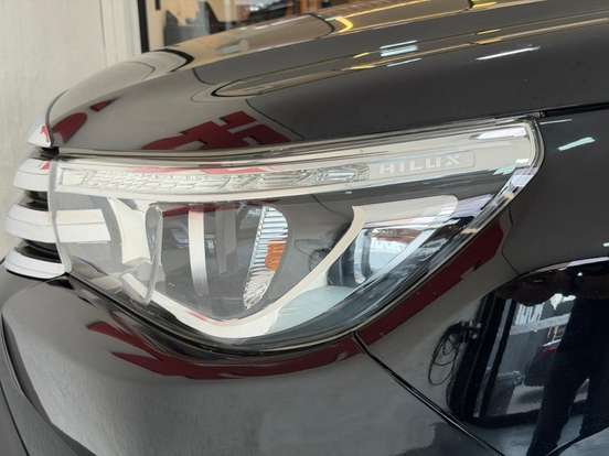 TOYOTA-HILUX-2.8 SRX 4X4 CD 16V DIESEL 4P AUTOMÁTICO TOYOTA-HILUX-2017