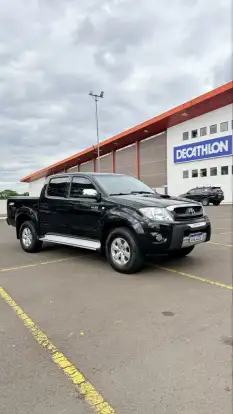 TOYOTA-HILUX-2010