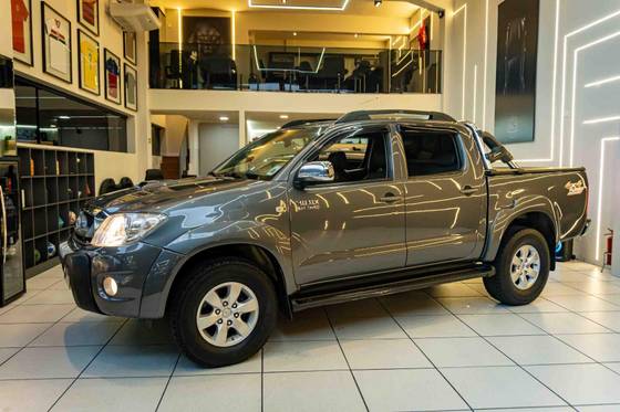 TOYOTA HILUX 3.0 SRV 4X4 CD 16V TURBO INTERCOOLER DIESEL 4P AUTOMÁTICO