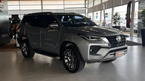 TOYOTA-HILUX SW4-2021