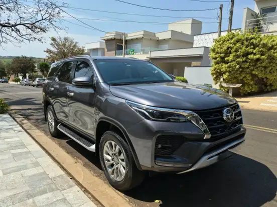 TOYOTA-HILUX SW4-2021