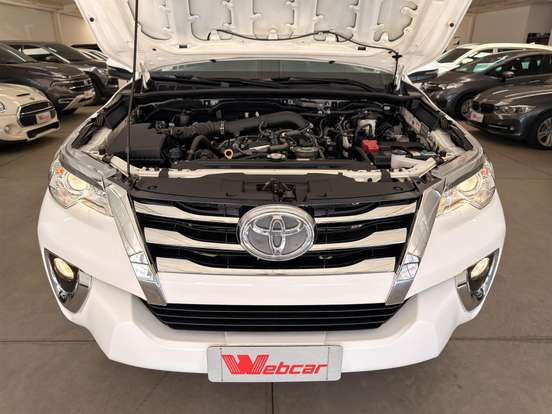 TOYOTA-HILUX SW4-2020