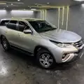 TOYOTA HILUX SW4 2.7 SR 4X2 16V FLEX 4P AUTOMÁTICO TOYOTA HILUX SW4 2.7 SR 4X2 16V FLEX 4P AUTOMÁTICO