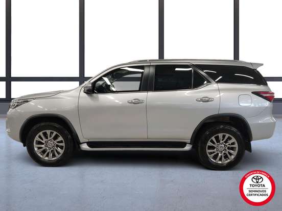 TOYOTA-HILUX SW4-2021
