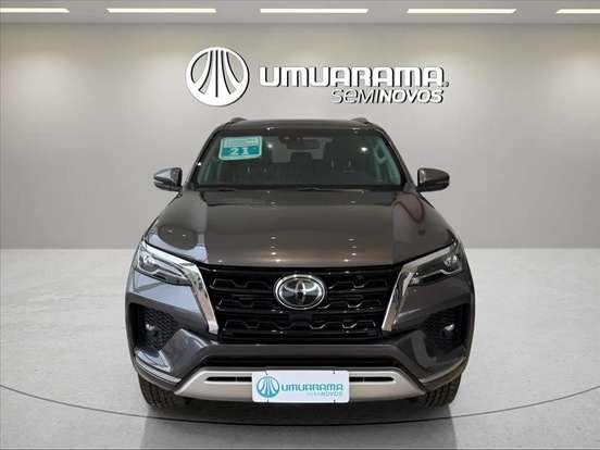 TOYOTA-HILUX SW4-2.8 D-4D TURBO DIESEL SRX 4X4 AUTOMÁTICO TOYOTA-HILUX SW4-2021