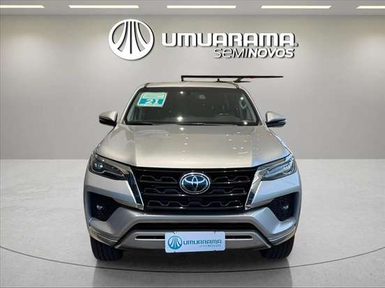 TOYOTA-HILUX SW4-2.8 D-4D TURBO DIESEL SRX 4X4 AUTOMÁTICO TOYOTA-HILUX SW4-2021