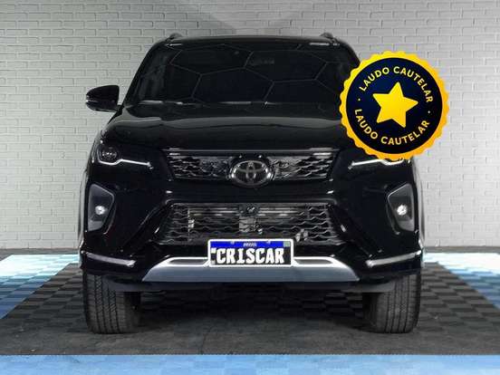 TOYOTA-HILUX SW4-2.8 D-4D TURBO DIESEL SRX PLATINUM 7L 4X4 AUTOMÁTICO TOYOTA-HILUX SW4-2026