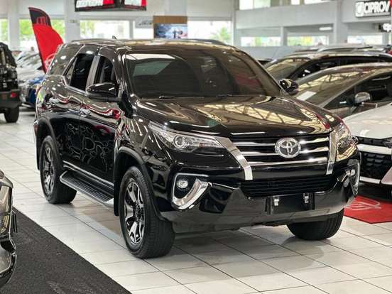 TOYOTA-HILUX SW4-2019
