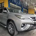 TOYOTA HILUX SW4 2.8 SRX 4X4 7 LUGARES 16V TURBO INTERCOOLER DIESEL 4P AUTOMÁTICO TOYOTA HILUX SW4 2.8 SRX 4X4 7 LUGARES 16V TURBO INTERCOOLER DIESEL 4P AUTOMÁTICO