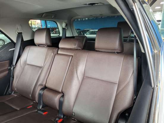 TOYOTA-HILUX SW4-2020