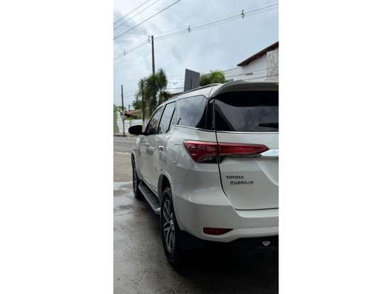 TOYOTA-HILUX SW4-2019