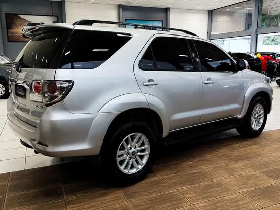 TOYOTA-HILUX SW4-3.0 SRV 4X4 16V TURBO INTERCOOLER DIESEL 4P MANUAL TOYOTA-HILUX SW4-2012