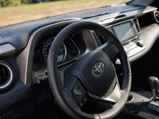TOYOTA-RAV4-2.0 4X2 16V GASOLINA 4P AUTOMÁTICO TOYOTA-RAV4-2015