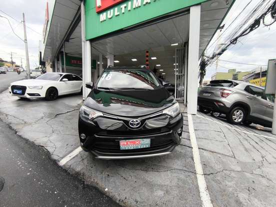 TOYOTA-RAV4-2018