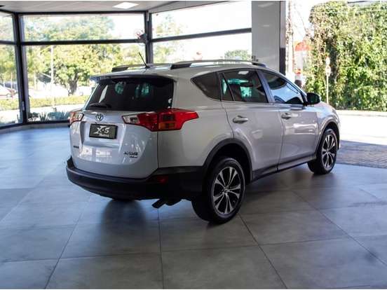 TOYOTA-RAV4-2014