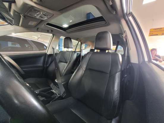 TOYOTA-RAV4-2.5 4X4 16V GASOLINA 4P AUTOMÁTICO TOYOTA-RAV4-2014