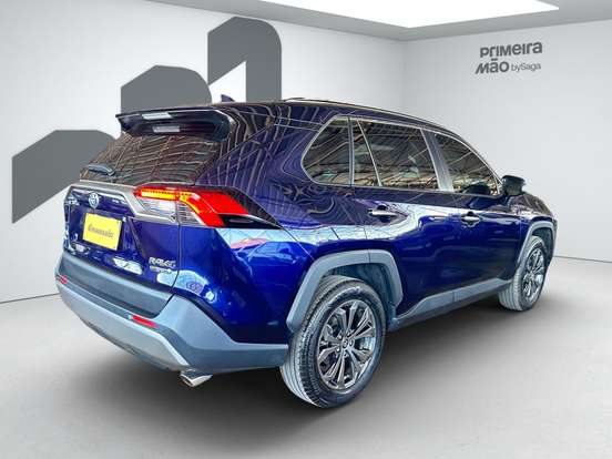 TOYOTA-RAV4-2023