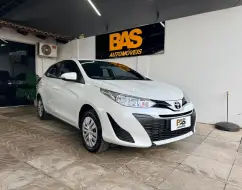 TOYOTA YARIS 1.3 16V FLEX XL LIVE MULTIDRIVE TOYOTA YARIS 1.3 16V FLEX XL LIVE MULTIDRIVE