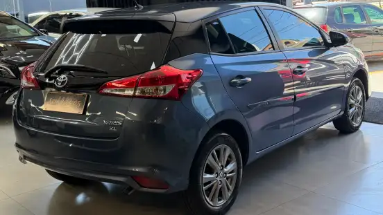 TOYOTA-YARIS-2021