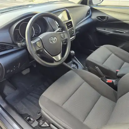 TOYOTA-YARIS-2024