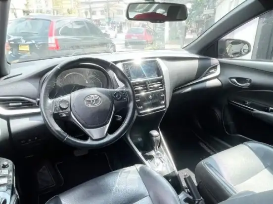 TOYOTA-YARIS-1.5 16V FLEX XS MULTIDRIVE TOYOTA-YARIS-2018