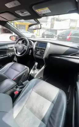 TOYOTA-YARIS-2018