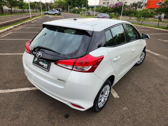 TOYOTA-YARIS-1.3 16V FLEX XL LIVE MANUAL TOYOTA-YARIS-2020