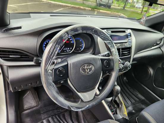 TOYOTA-YARIS-2020