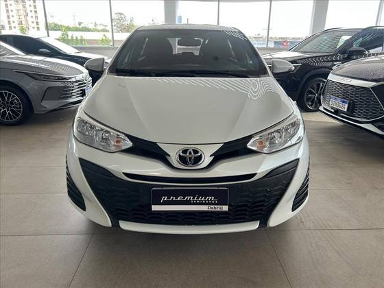 TOYOTA YARIS 1.3 16V FLEX XL LIVE MULTIDRIVE