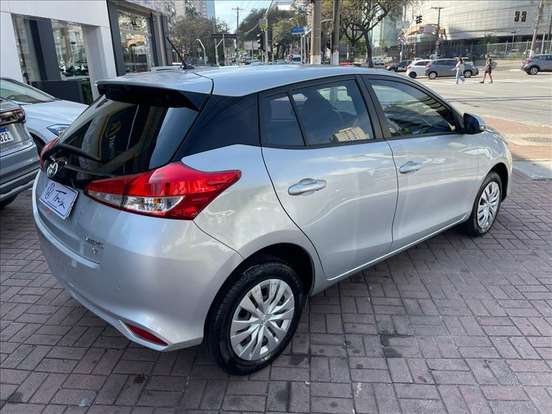 TOYOTA-YARIS-1.3 16V FLEX XL LIVE MULTIDRIVE TOYOTA-YARIS-2019