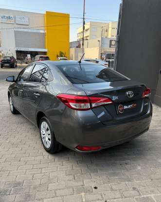 TOYOTA-YARIS-2024