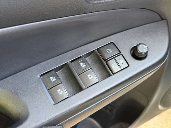 TOYOTA-YARIS-1.5 16V FLEX SEDAN XL PLUS CONNECT MULTIDRIVE TOYOTA-YARIS-2019