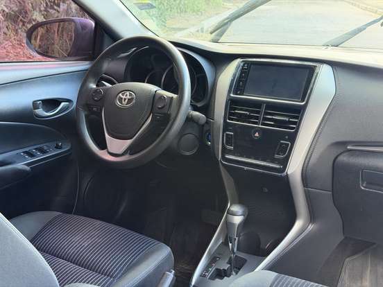 TOYOTA-YARIS-1.5 16V FLEX SEDAN XL PLUS CONNECT MULTIDRIVE TOYOTA-YARIS-2019