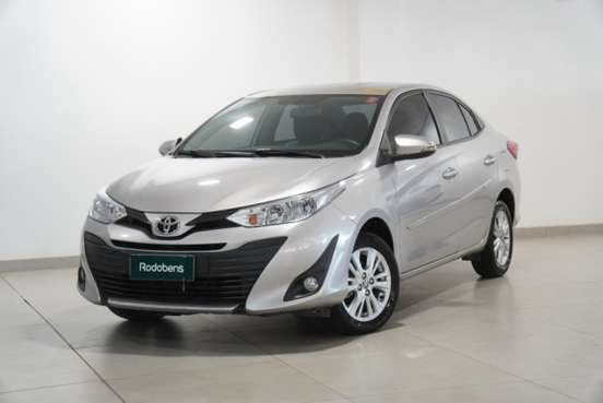 TOYOTA-YARIS-2018