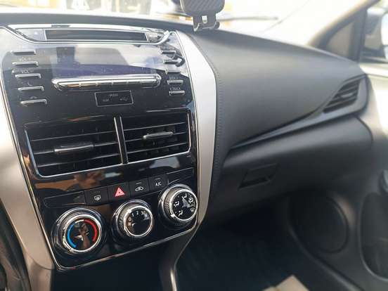 TOYOTA-YARIS-1.5 16V FLEX SEDAN XLS MULTIDRIVE TOYOTA-YARIS-2019
