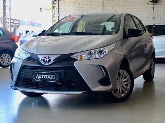 TOYOTA-YARIS-2024